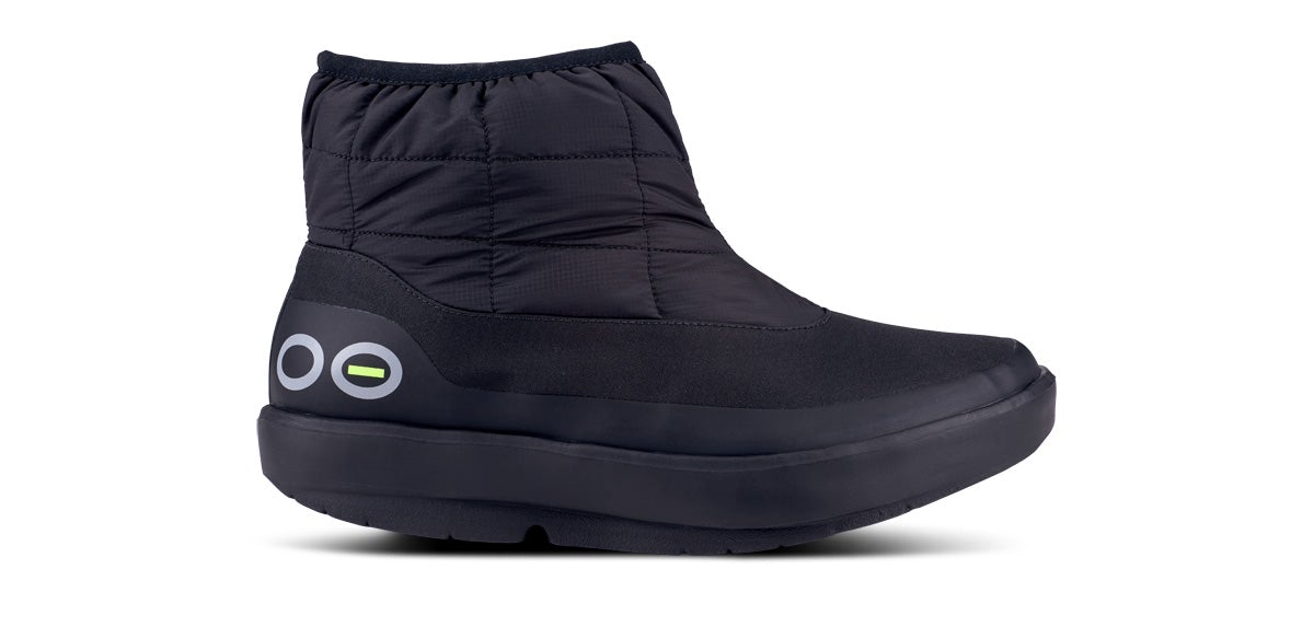 Black Men's Oofos OOmg Low Boots | mo9ZzcytowY