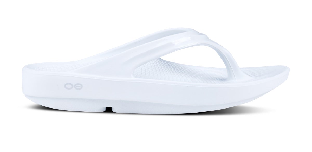 White Women's Oofos OOlala Sandals | IZMCbimMSLZ